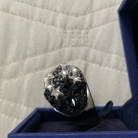 Genuine Swarovski Crystal Fizz Star Cocktail Ring Size 58/Size 8 - Picture 16 of 16